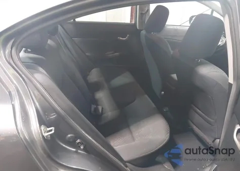 2015 Honda Civic Lx z USA, uszkodzony, nr VIN 2HGFB2F56FH553650